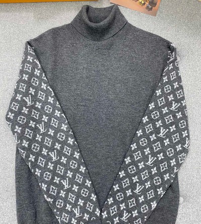 루이비통 캐시미어 하이넥 니트