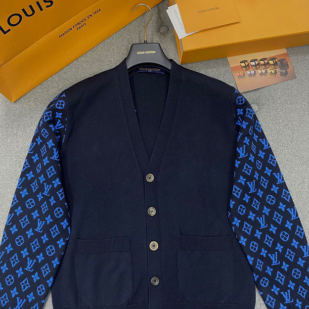 루이비통 모노그램 믹스 캐시미어 가디건