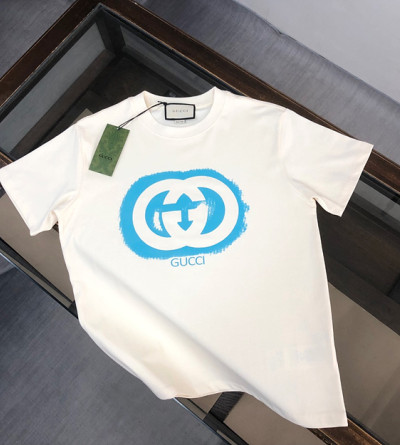 구찌 프린트 레터링 반팔티