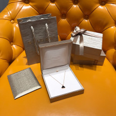 불가리 디바스 드림 목걸이