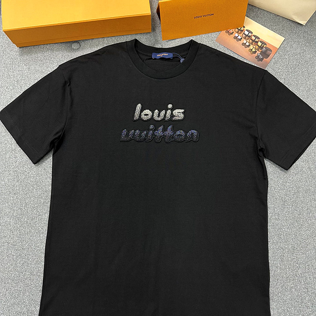 루이비통 비즈자수 반팔티