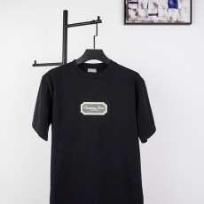 디올 자수 로고 반팔티