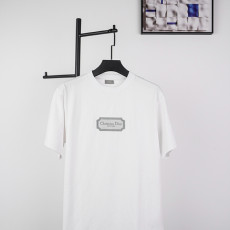 디올 자수 로고 반팔티