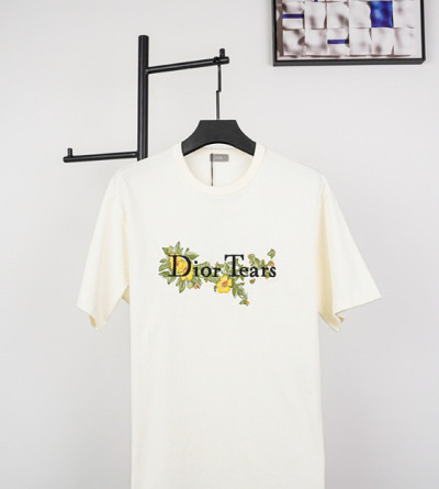 디올 꽃 자수 반팔티