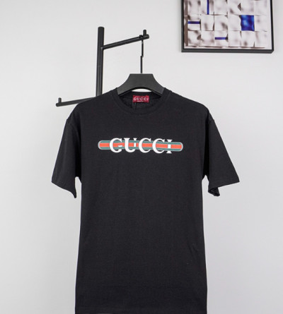 구찌 레터링 반팔티