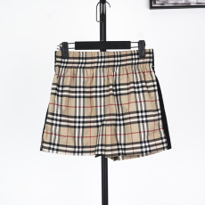 버버리 블랙 체크 반바지