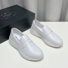 프라다 스니커즈