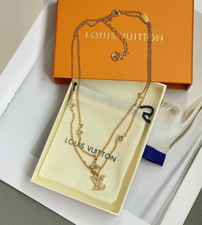 루이비통 이중 플라워 목걸이