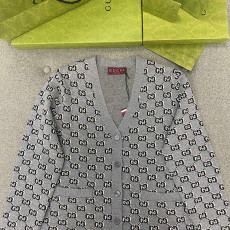 구찌 울 자카드 가디건