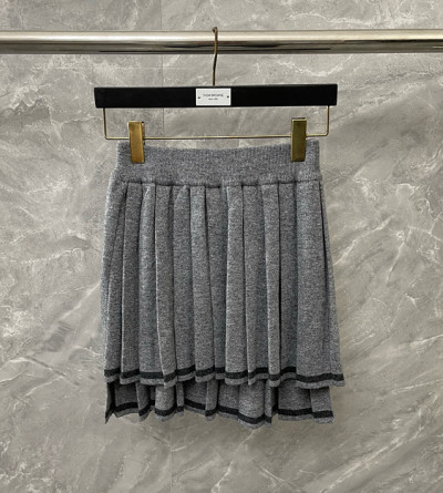 톰브라운 울 혼방 스커트