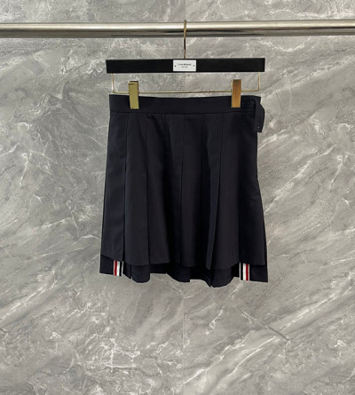 톰브라운 스커트