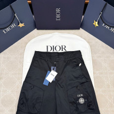 디올 스톤 콜라보 반바지