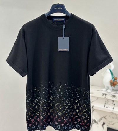 루이비통 그라데이션 니트 반팔