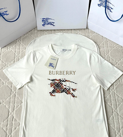 버버리 체크 엠보 반팔