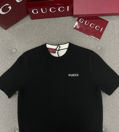 구찌 울혼방 니트