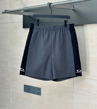 발렌시아가 자수 반바지