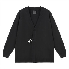 지방시 옷핀 가디건