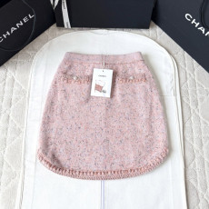 샤넬 핑크 숏 스커트