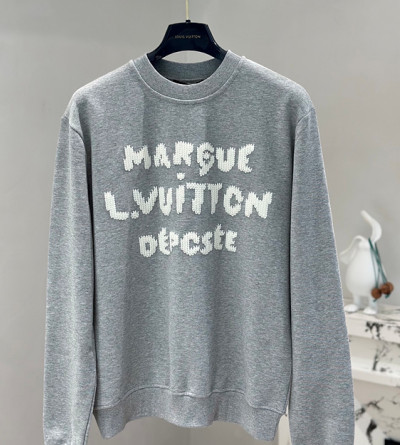 루이비통 자수 맨투맨