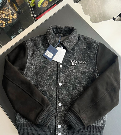 루이비통 체크 스웨이드 야구 점퍼