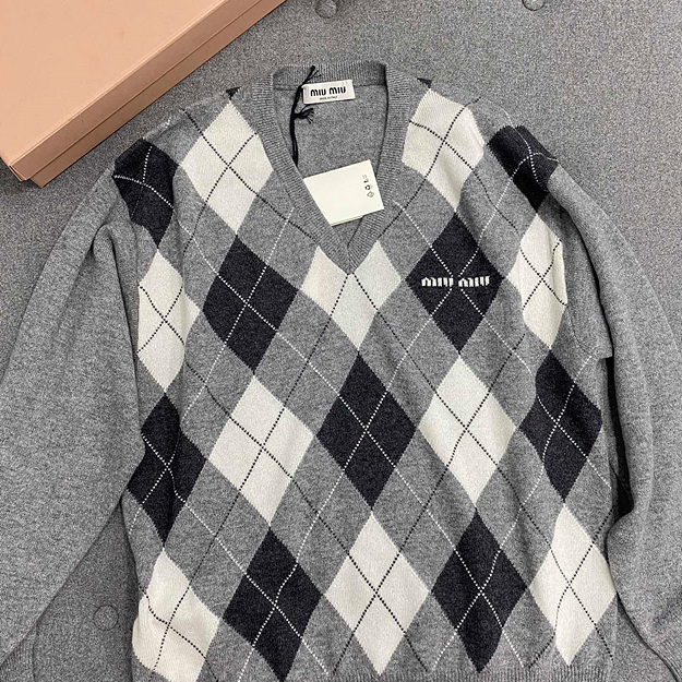미우미우 캐시미어 니트