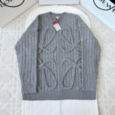 로에베 꽈배기 니트