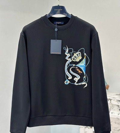 루이비통 자수 맨투맨