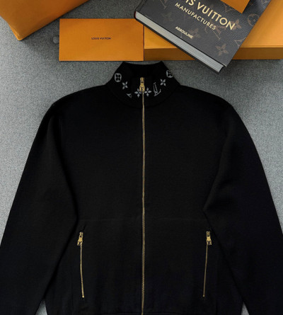 루이비통 자카드 집업 니트