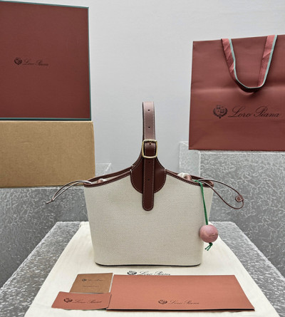 로로피아나 보빈 캔버스 토트백