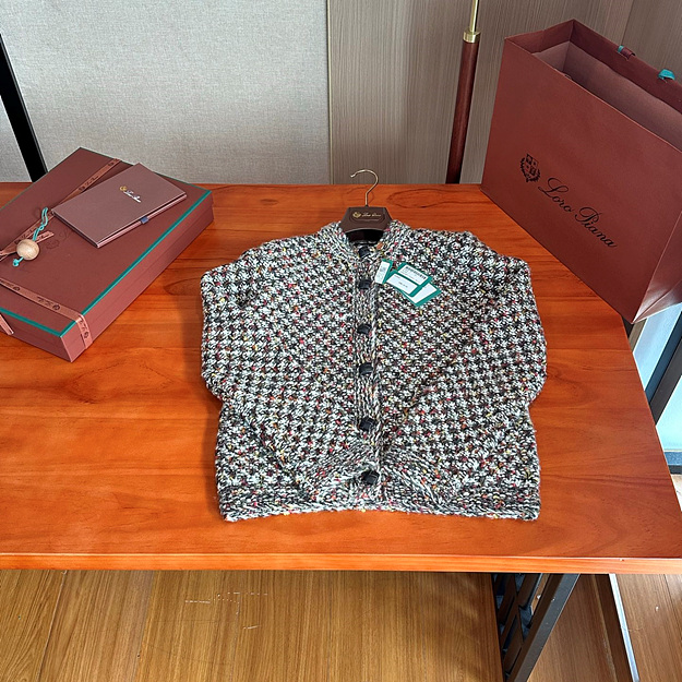 로로피아나 니트 자켓