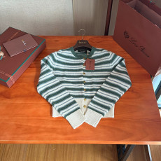 로로피아나 스트라이프 니트