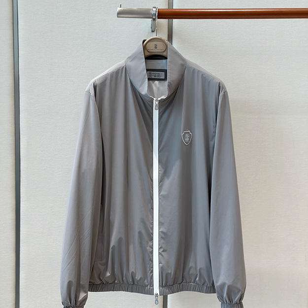 브루넬로쿠치넬리 바람막이