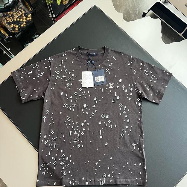 루이비통 프린팅 반팔