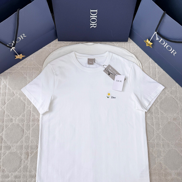 디올 자수 반팔