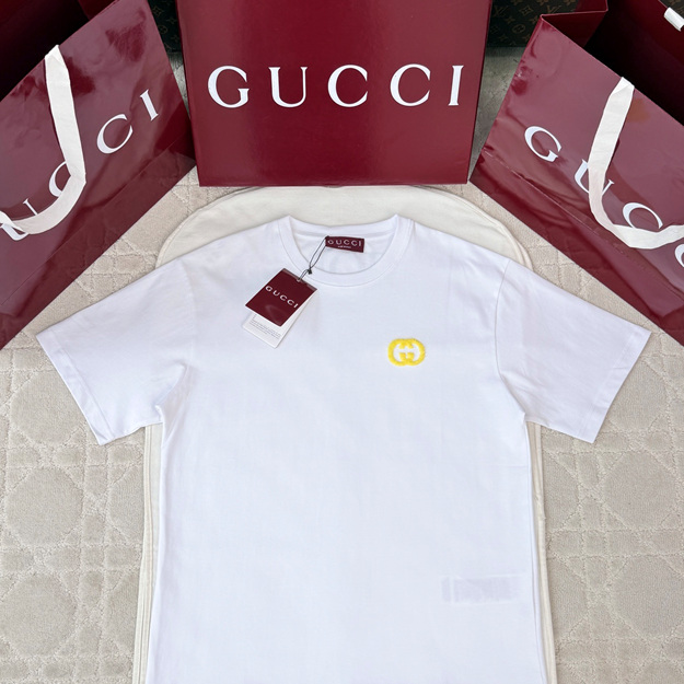 구찌 로고 반팔