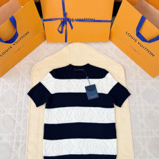 루이비통 펀칭 니트 반팔