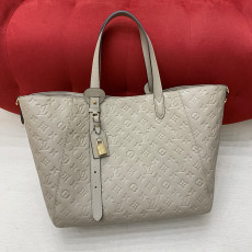 루이비통 올 인 원 MM M25889