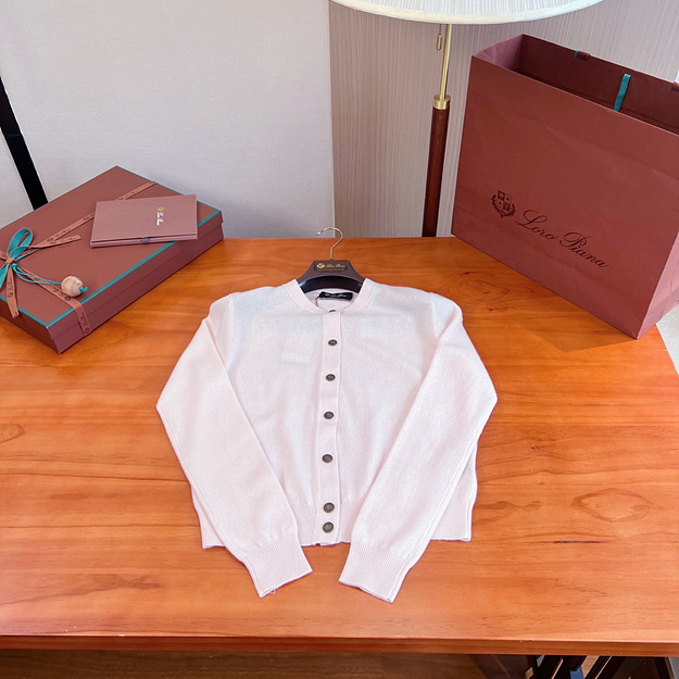 로로피아나 핑크 가디건