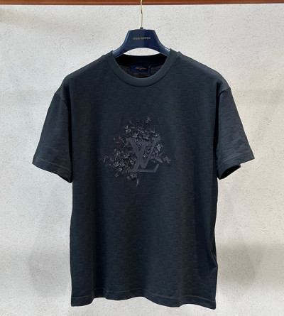 루이비통 자수 반팔