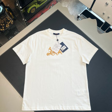 루이비통 자수 반팔