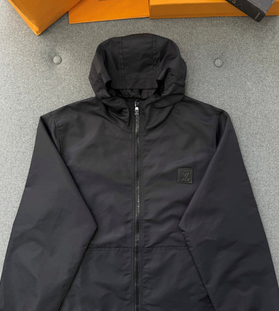 루이비통 리버시블 바람막이