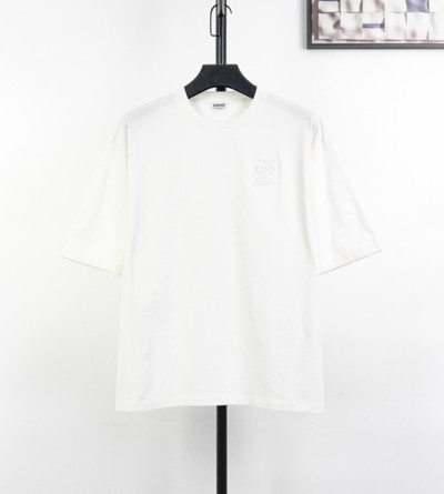 로에베 자수 반팔