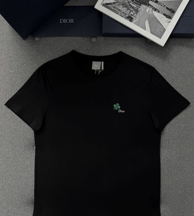 디올 자수 반팔