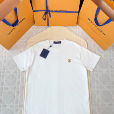 루이비통 로고 반팔