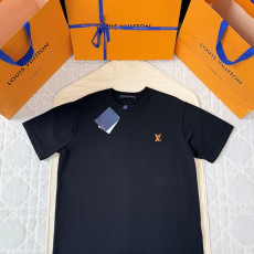 루이비통 로고 반팔