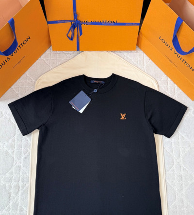 루이비통 로고 반팔