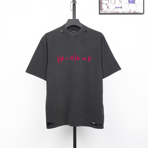 발렌시아가 자수 반팔