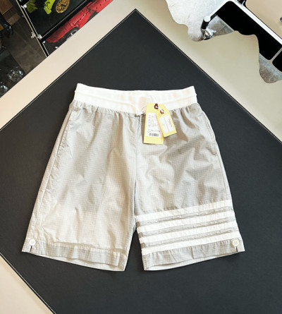 톰브라운 체크 반바지